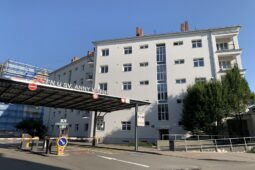Anenská nemocnice slaví 240 let, její příběh ale sahá dál