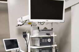 Anenská nemocnice má nové přístroje, které pomáhají při onkologických onemocněních