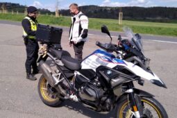 Policisté odhalili nejčastější prohřešky na silnici. Napařili za ně pokuty za 44 tisíc korun