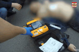 VIDEO: Kombinace alkoholu a fentanylu zřejmě vedla ke kolapsu