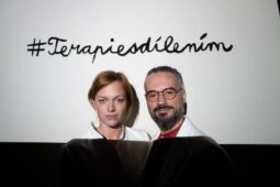 S Ester Geislerovou a Honzou Vojtkem o vztazích i technologiích: Přednáška Terapie sdílením LIVE&RESET