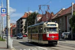 Do brněnských ulic se opět vrací oblíbené historické tramvaje