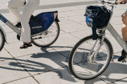 Litovel a Uničov spouštějí sdílená kola. Prvních 15 minut bude zdarma