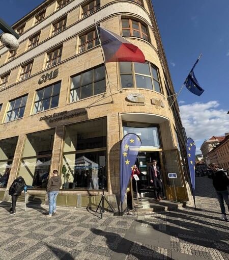 Přijďte 9. května oslavit Den Evropy. Nabídne debaty, program pro děti i pohled do zákulisí EU
