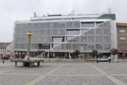 Z bývalé obludy moderním magistrátem. Přerov otevřel nové sídlo úřadu