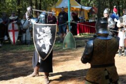 Šermířský víkend: Objevte na hradě Cimburk kouzlo historického šermu