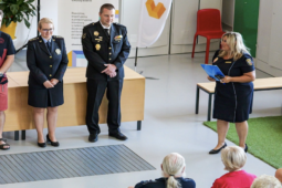 Podvodníci zneužívají AI. Nový projekt v Plzni učí seniory, jak se bránit