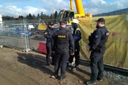 Policisté kontrolovali stavby v Liberci. Šest cizinců musí opustit Českou republiku