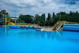Cihelnu čekají velké plány. Přibyde kemp, penzion i sportoviště