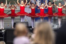 Jubilejní Multikulturní týden přinese do města hudbu, chutě světa i setkávání kultur
