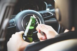 Tři piva a skoro tři promile. Řidič ve Zlíně nelhal, jen neřekl všechno