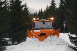 Zimní údržba v kraji vyšla na více než 150 milionů. Silničáři spotřebovali přes 10 tisíc tun soli