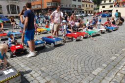 Milovníky šlapacích vozítek čeká den plný zábavy