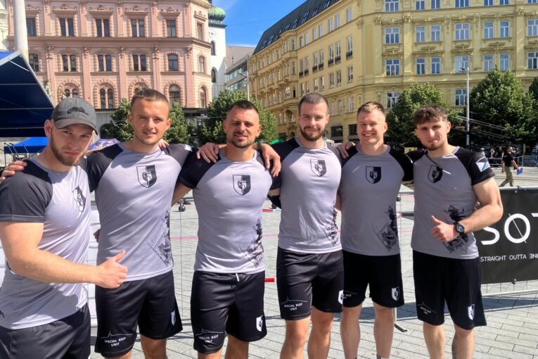 Speciální pořádková jednotka policie získala medaili na republikovém mistrovství. Nejtěžší ročník, shodují se