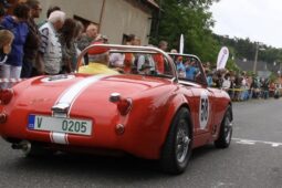 V Knovízi si užijete legendární jízdu automobilů do vrchu