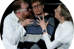 Hrad Kunětická hora ožije groteskním představením