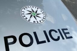 Policie řešila 90 nehod. Jedna z nich skončila tragicky