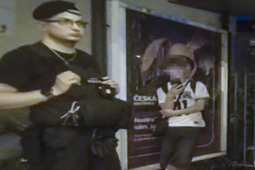 Na zastávce popíjeli nezletilí. Jeden z chlapců nadýchal přes dvě promile