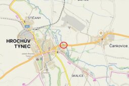 Na silnici v Hrochově Týnci startuje rekonstrukce mostu