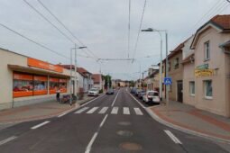 Neznámý řidič srazil chodce. Hledají se svědci