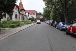 Žena v Novém Boru spadla z elektrokoloběžky a zranila si hlavu. Nadýchala 3,33 promile