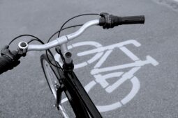 Noční projížďka skončila pro dva opilé cyklisty neslavně