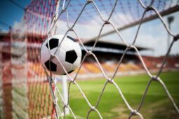 Fotbalový klub Benešov uzavírá sezonu snů. Oslavy postupu ovládnou stadion