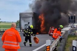Dvě smrtelné dopravní nehody na dálnici D2: Dva lidé zemřeli