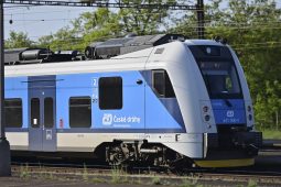 Vlaky až 160 km/h? Obří železniční projekt čeká přísné prověřování