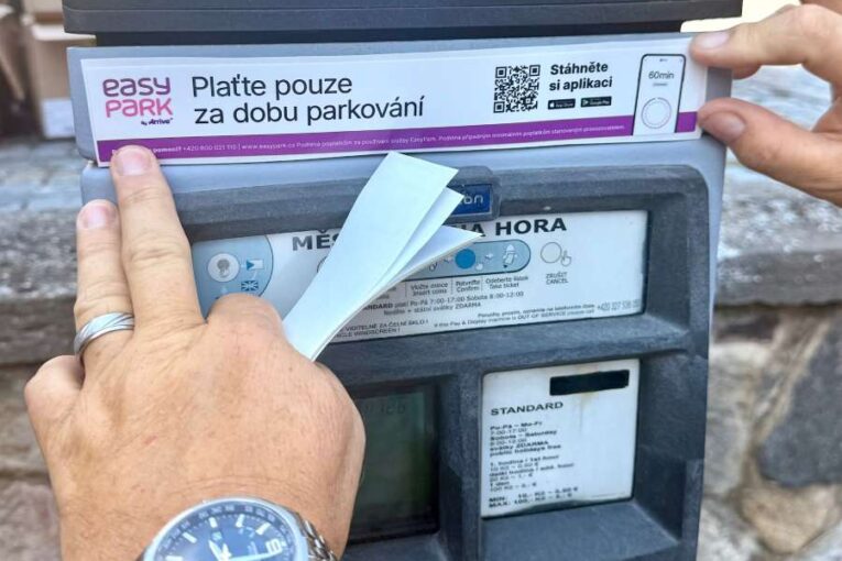 Zaplatit parkování bude jednodušší. Kutná Hora spouští novinku pro řidiče