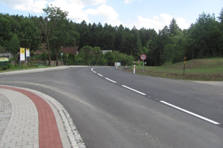 Na Pindule skončila úprava nepřehledné křižovatky