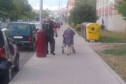 Zmizelé klíče vyděsily seniorku. Bála se, že se jí někdo vloupal do bytu