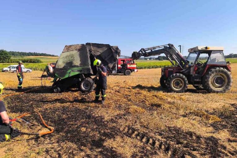 Jiskry z lisu zapálily deset hektarů pole. Škoda je 1,5 milionu