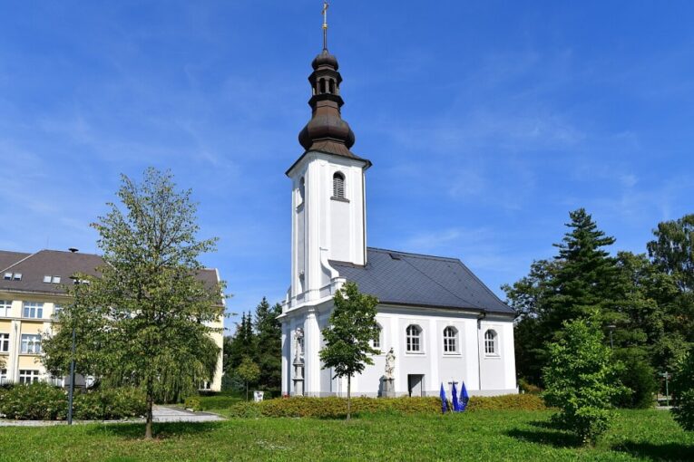 Foto: Foto: Kostel sv. Marka, Karviná. Zdroj foto: https://commons.wikimedia.org/Ruzpol/ CC BY-SA 1.00