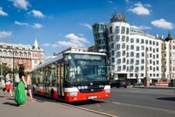Praha schválila dopravní plán do roku 2030. Počítá s novými tramvajemi, posílením metra i elektrickými autobusy