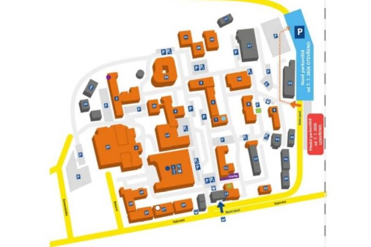 Pardubická nemocnice má nové parkoviště. Modernizace dopravy pokračuje další fází
