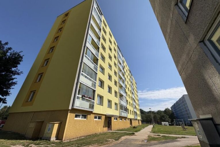 Nové plochy usnadní zásahy hasičů na Zelené Louce