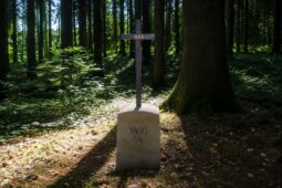 Opravy válečných hrobů z bitvy roku 1866 pokračují