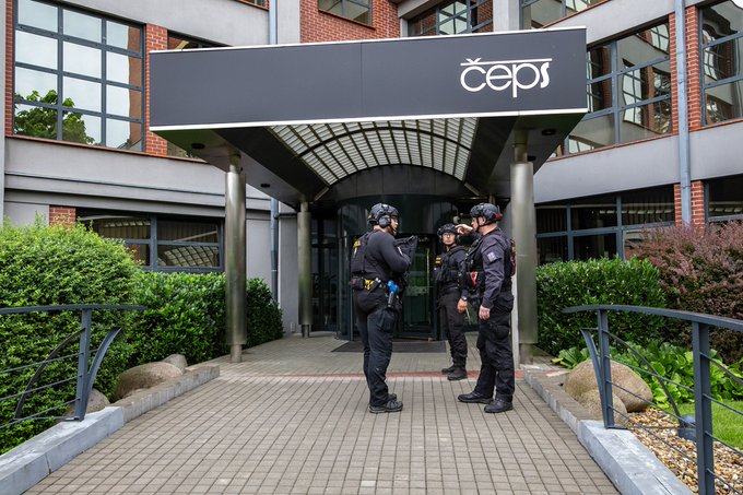 Střelba a ozbrojení policisté na Bohdalci. Jde o cvičení AMOK