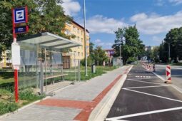 Vsetín rekonstruoval další zastávku. Na té nyní zastaví až tři autobusy