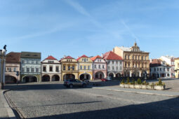 Královské město Kadaň láká na historii i tajemné pověsti. Znáte Katovu uličku?