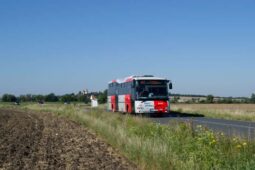 Pozor, cestující! Na Nymbursku se od září výrazně změní autobusové jízdní řády