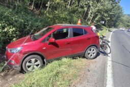 Rychlost, alkohol i špatné odbočení. Takové nehody se staly na silnicích kraje