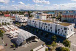 Ve Veselí nad Moravou slavnostně otevřou náměstí Míru. Shlédnout ho můžete z vyhlídkového kola 