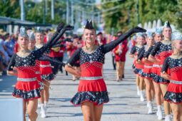 Hudba, kroje i mažoretky zaplní centrum Zlína. Na FEDO dorazí téměř 900 účinkujících