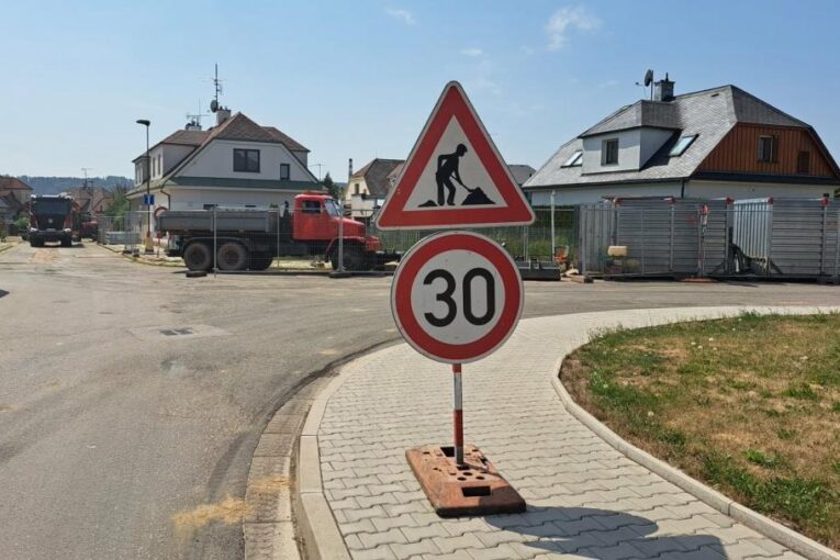 Výstavba plynovodu uzavře ulici, práce potrvají měsíce