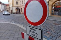 Řidiči budou muset využít objížďky, práce není možné provést za plného provozu