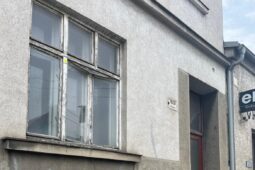 Místo zbourání zkušebna. Neobyvatelná budova bude útočištěm hudebníků