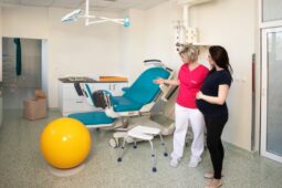 Prohlídky, poradenství i losování o pobyt v rodinném pokoji. Přerovská porodnice otevře dveře budoucím rodičům