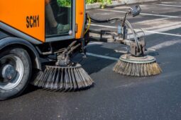 Na některých místech v říjnu neparkujte. Bude probíhat blokové čištění